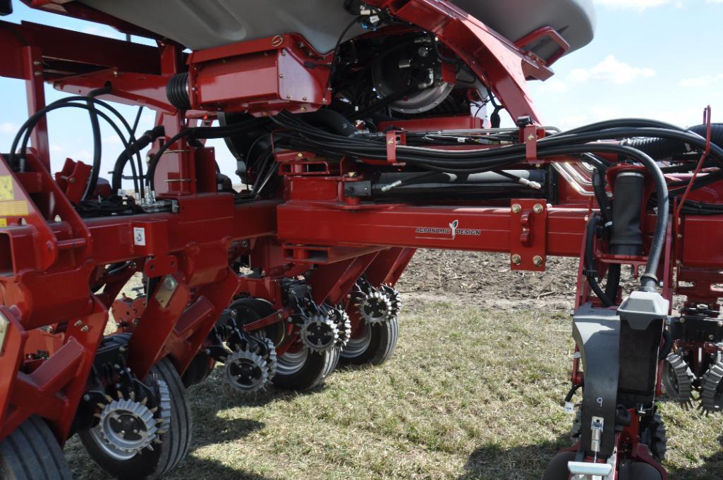 2022 Case-IH 2150 12 row 30" planter