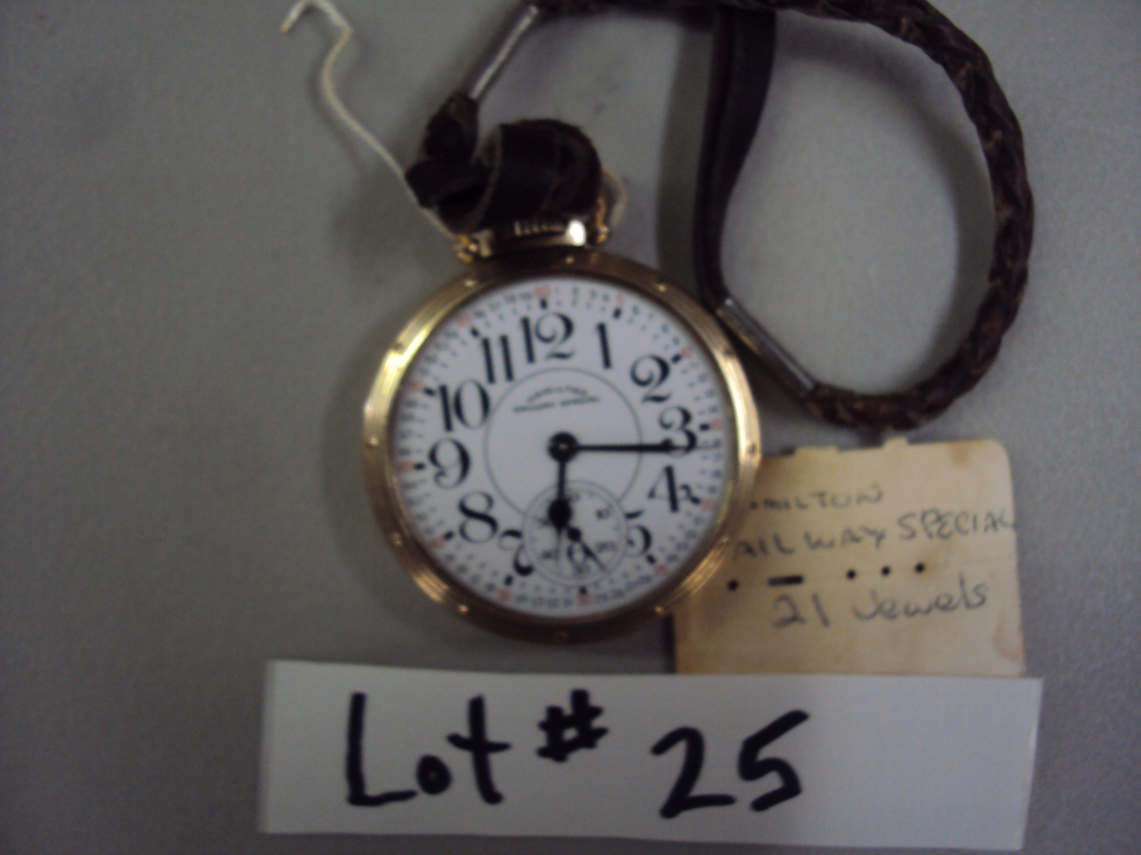 HAMILTON 21 JEWEL RAILROAD SPECIAL POCKET WATCH, RUNS!