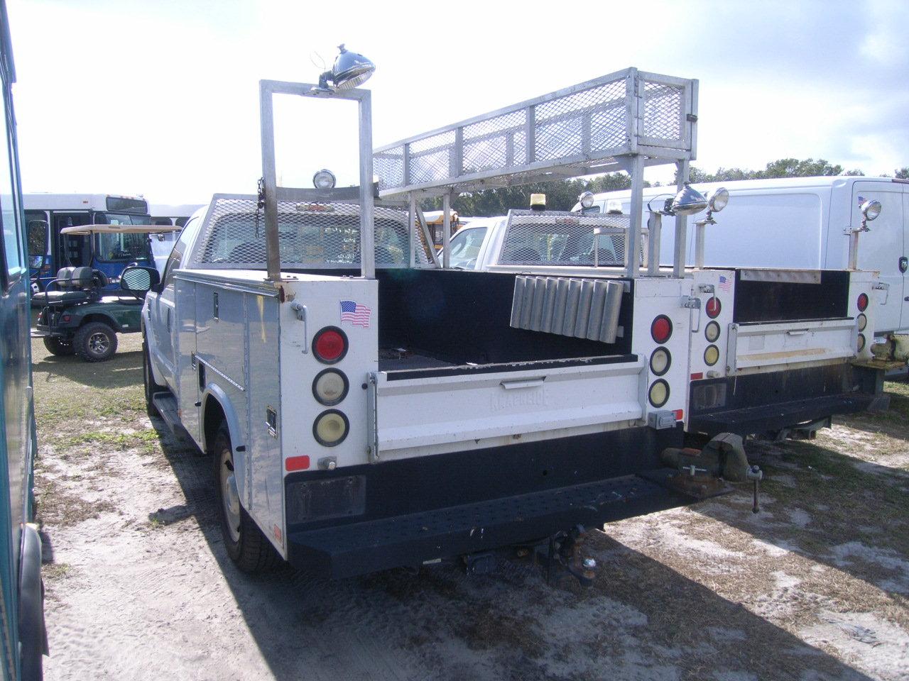 1-08217 (Trucks-Utility 2D)  Seller:Hillsborough County B.O.C.C. 2008 FORD F250