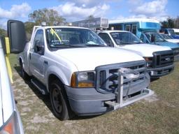 1-08218 (Trucks-Utility 2D)  Seller:Hillsborough County B.O.C.C. 2007 FORD F350SD