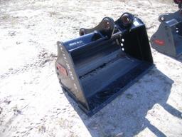 2-01116 (Equip.-Implement- misc.)  Seller:Private/Dealer EMAQ 60 INCH VOLVO EC160 BUCKET ATTACHME