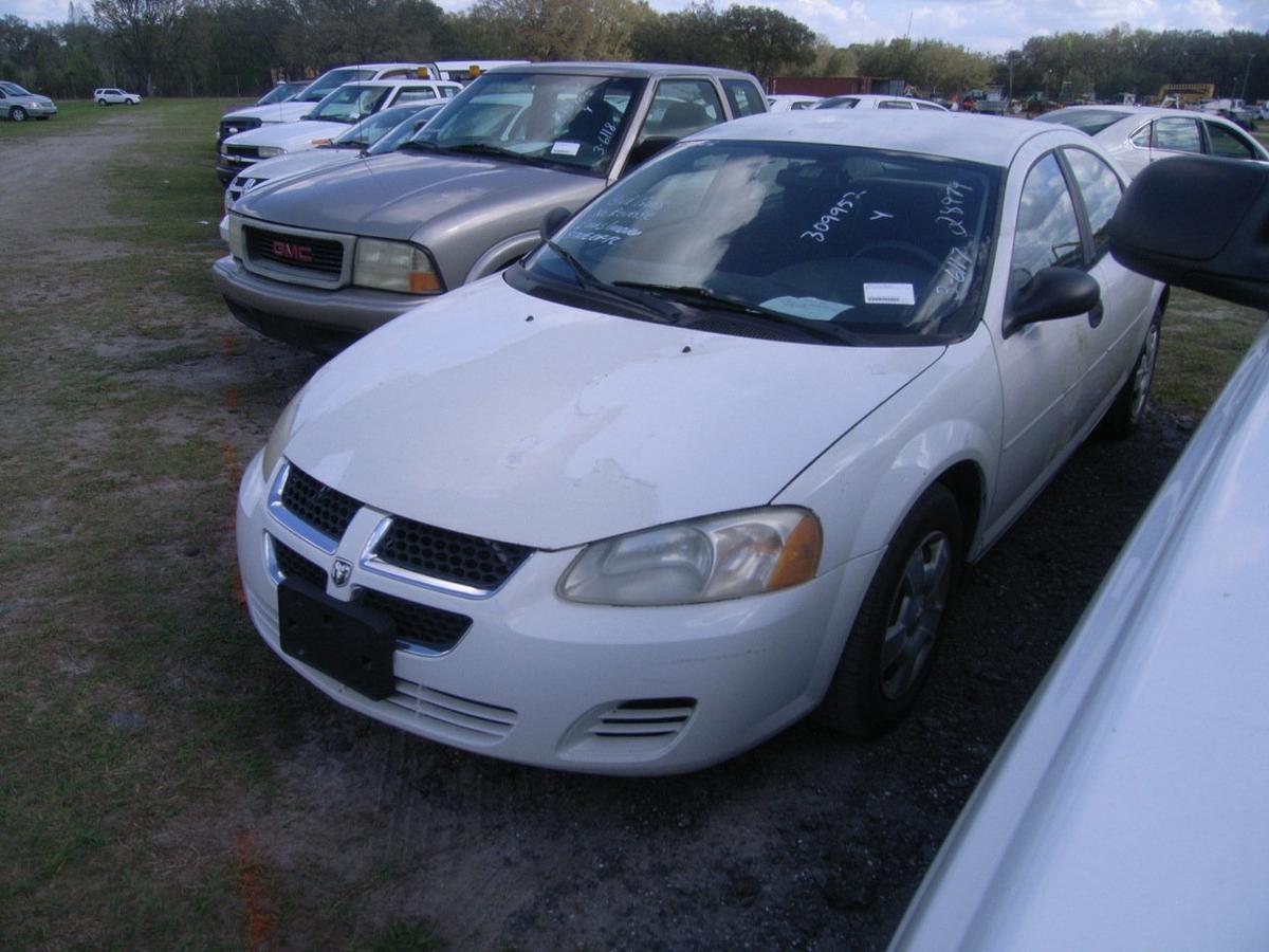 3-06117 (Cars-Sedan 4D)  Seller:Florida State DOT 2004 DODG STRATUS