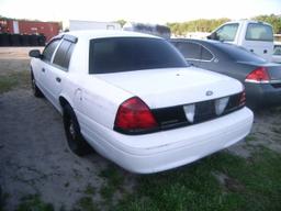 3-05117 (Cars-Sedan 4D)  Seller:City of Bradenton 2008 FORD CROWNVIC