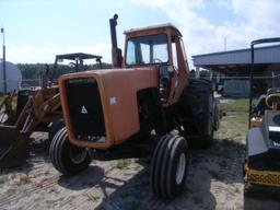 5-01130 (Equip.-Tractor)  Seller:Private/Dealer ALLIS-CHALMERS CAB FARM TRACTOR