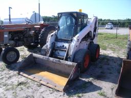 5-01134 (Equip.-Loader- skid steer)  Seller:Private/Dealer BOBCAT S300 CAB SKID STEER LOADER