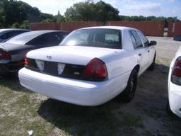 5-05126 (Cars-Sedan 4D)  Seller:Hillsborough County Sheriff-s 2011 FORD CROWNVIC