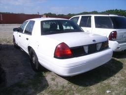 5-05126 (Cars-Sedan 4D)  Seller:Hillsborough County Sheriff-s 2011 FORD CROWNVIC