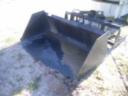 8-01172 (Equip.-Implement- misc.)  Seller:Private/Dealer MID STATE 1 YARD SKID STEER LOADER BUCKE