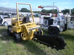 11-01112 (Equip.-Trencher)  Seller:Private/Dealer VERMEER V3550A RIDING TRENCHER