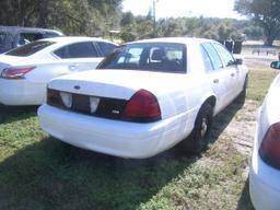 12-05113 (Cars-Sedan 4D)  Seller:Hillsborough County Sheriff-s 2010 FORD CROWNVIC