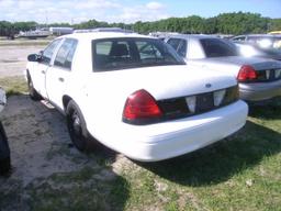 4-05122 (Cars-Sedan 4D)  Seller: Gov/Hillsborough County Sheriff-s 2008 FORD CROWNVIC