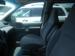 6-05115 (Cars-Van 3D)  Seller: Gov/Sarasota County Commissioners 2001 FORD WINDSTAR