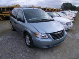 3-07110 (Cars-Van 4D)  Seller:Private/Dealer 2006 CHRY TOWN&COUN