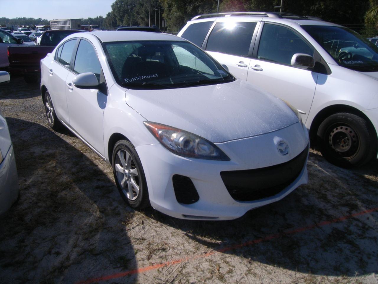 3-07131 (Cars-Sedan 4D)  Seller:Private/Dealer 2013 MAZD 3