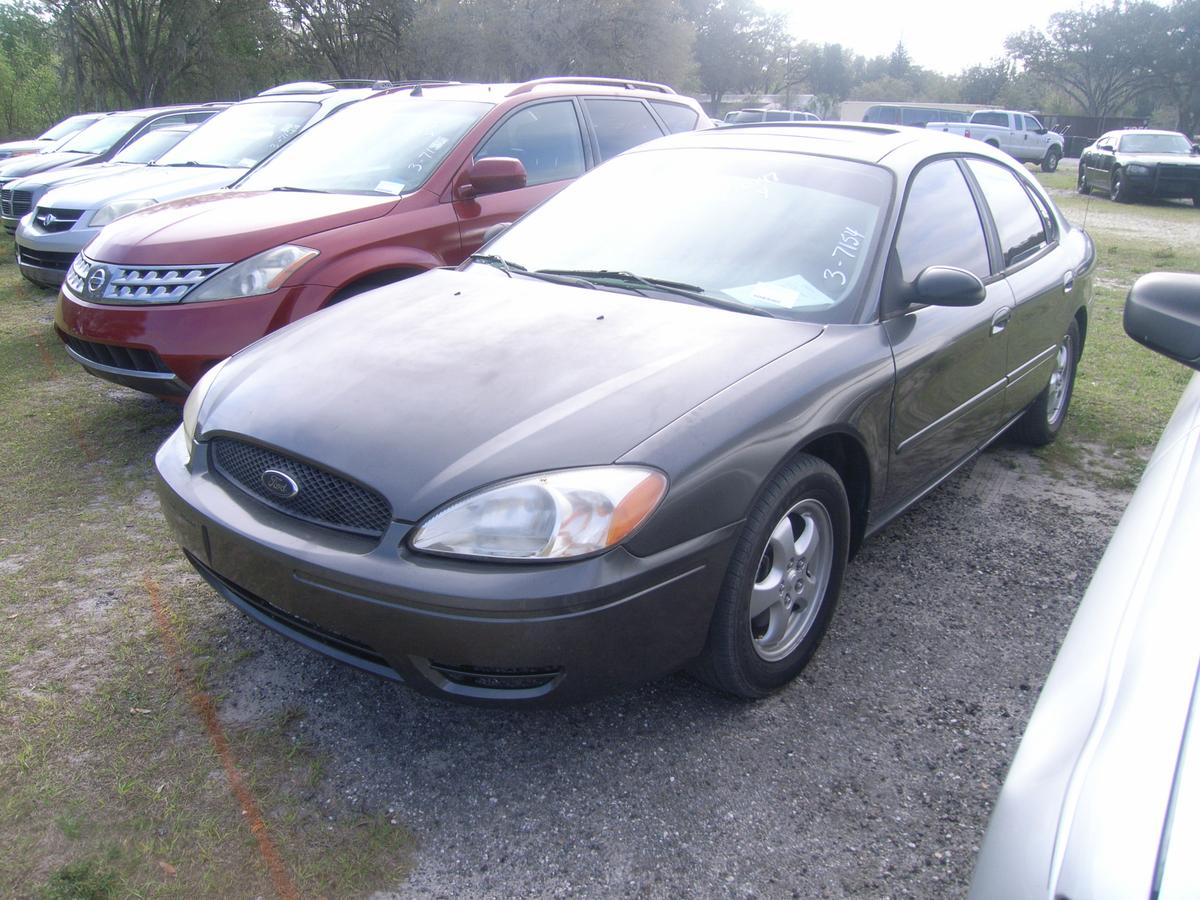 4-07131 (Cars-Sedan 4D)  Seller:Private/Dealer 2004 FORD TAURUS