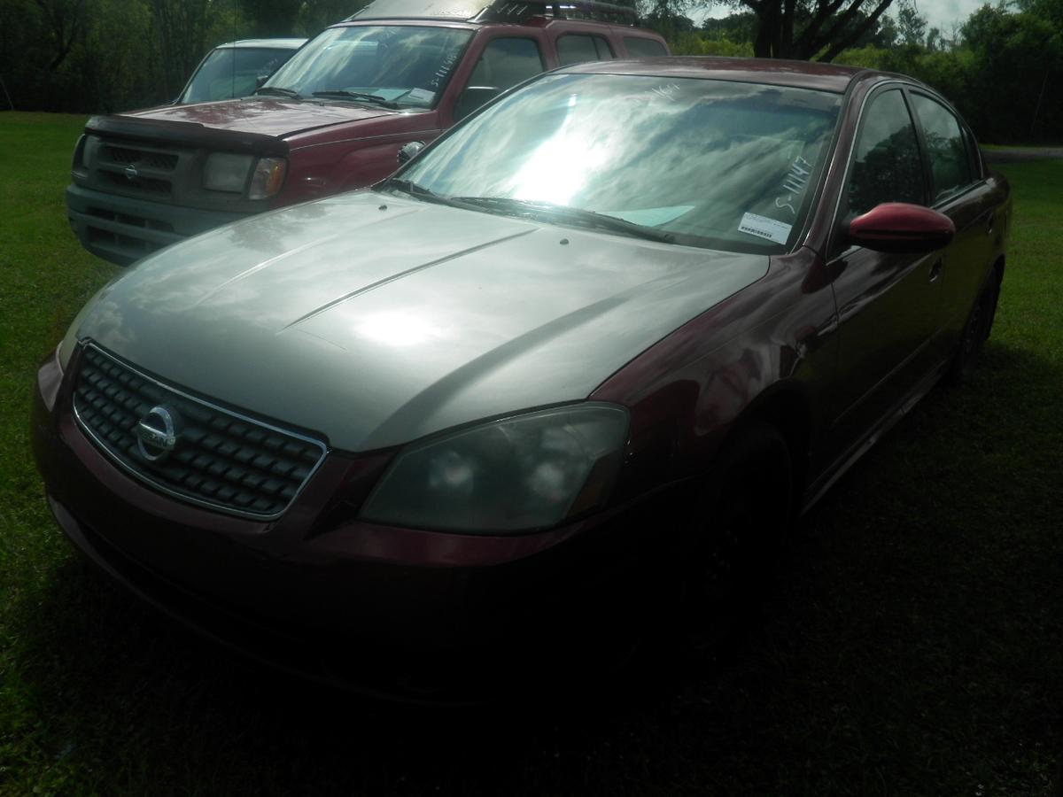 6-07127 (Cars-Sedan 4D)  Seller:Private/Dealer 2005 NISS ALTIMA