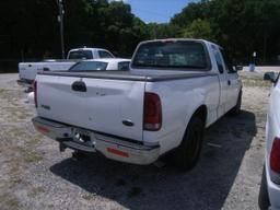 7-05125 (Trucks-Pickup 2D)  Seller: Florida State Acs 2000 FORD F150