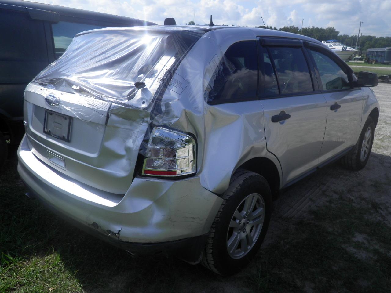7-05153 (Cars-SUV 4D)  Seller: Florida State FWC 2010 FORD EDGE