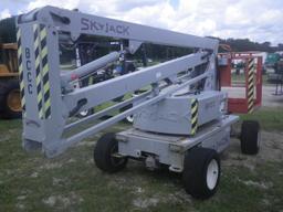 9-01124 (Equip.-Aerial lift)  Seller:Private/Dealer SKYJACK SJLB12-32 ELECTRIC RUBBER TIRE