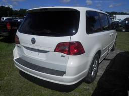 9-07157 (Cars-Van 4D)  Seller:Private/Dealer 2010 VOLK ROUTAN