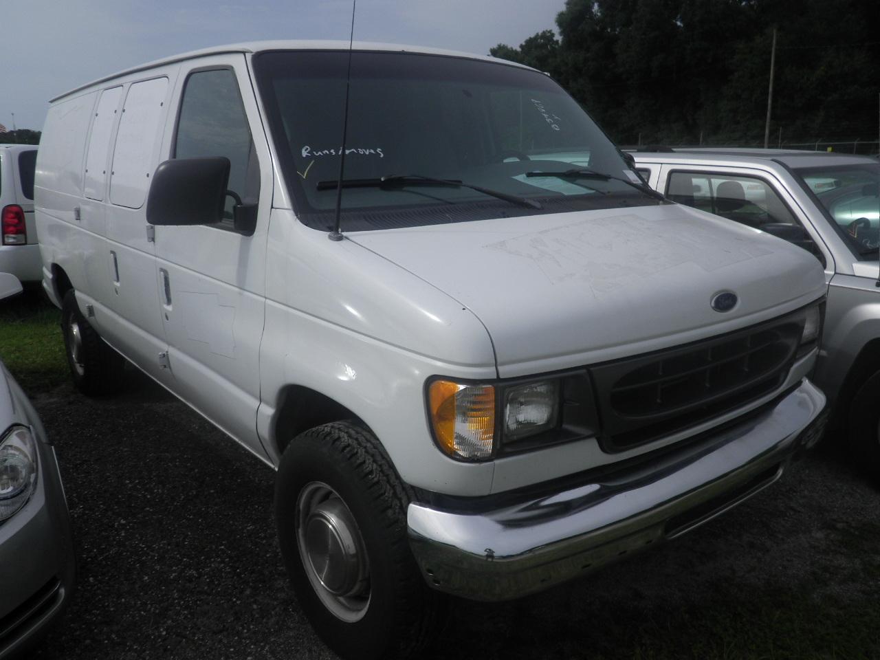 10-07114 (Trucks-Van Cargo)  Seller:Private/Dealer 2002 FORD E250