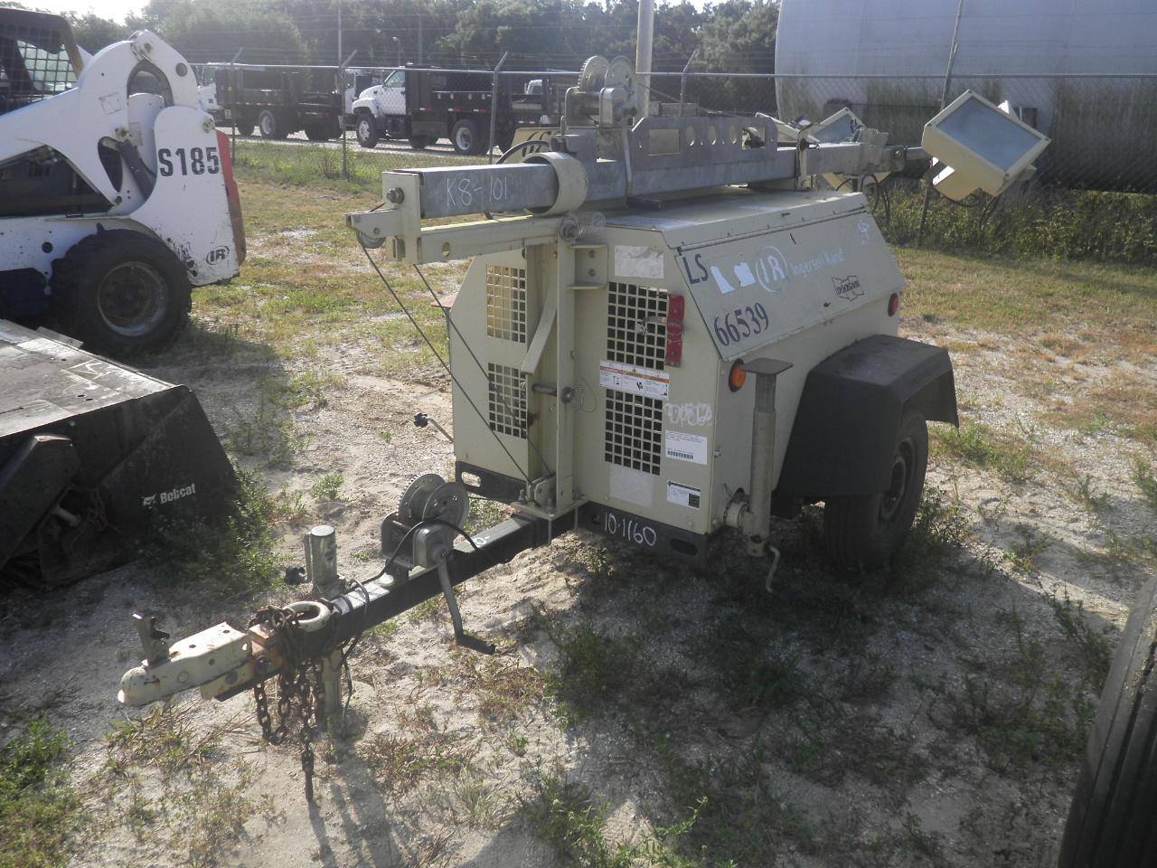 11-01110 (Equip.-Light tower)  Seller:Private/Dealer INGERSOLL-RAND LS60 PORTABLE DIESEL