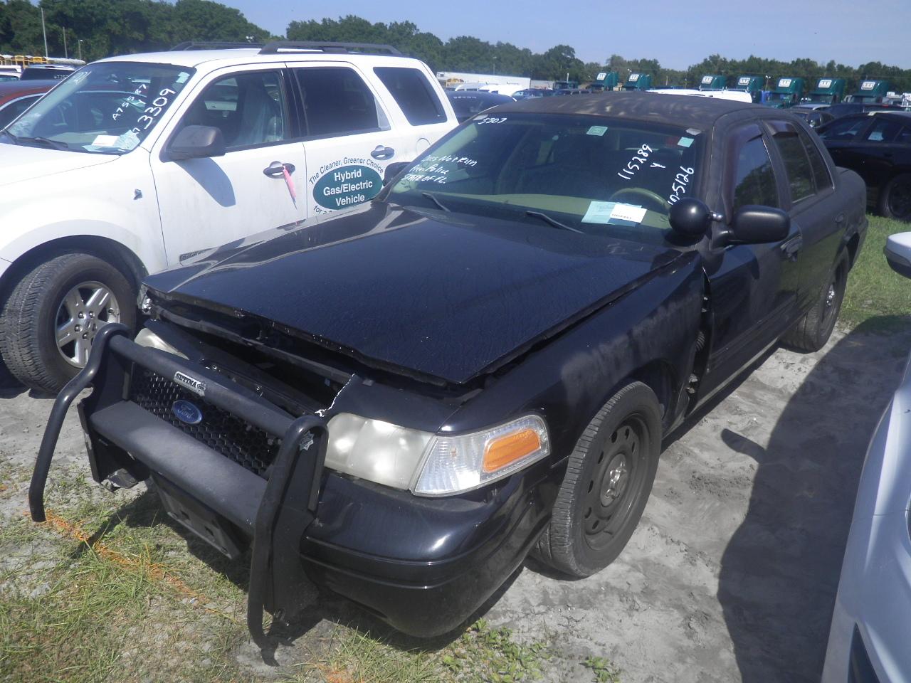 11-05115 (Cars-Sedan 4D)  Seller: Florida State F.H.P. 2009 FORD CROWNVIC