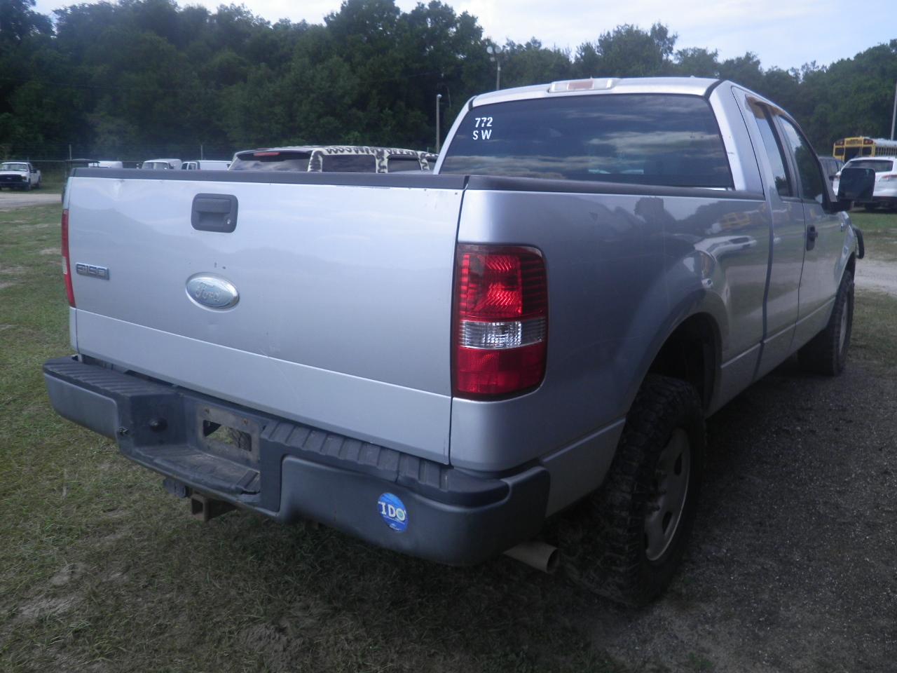 11-06123 (Trucks-Pickup 2D)  Seller: Florida State F.W.C. 2008 FORD F150