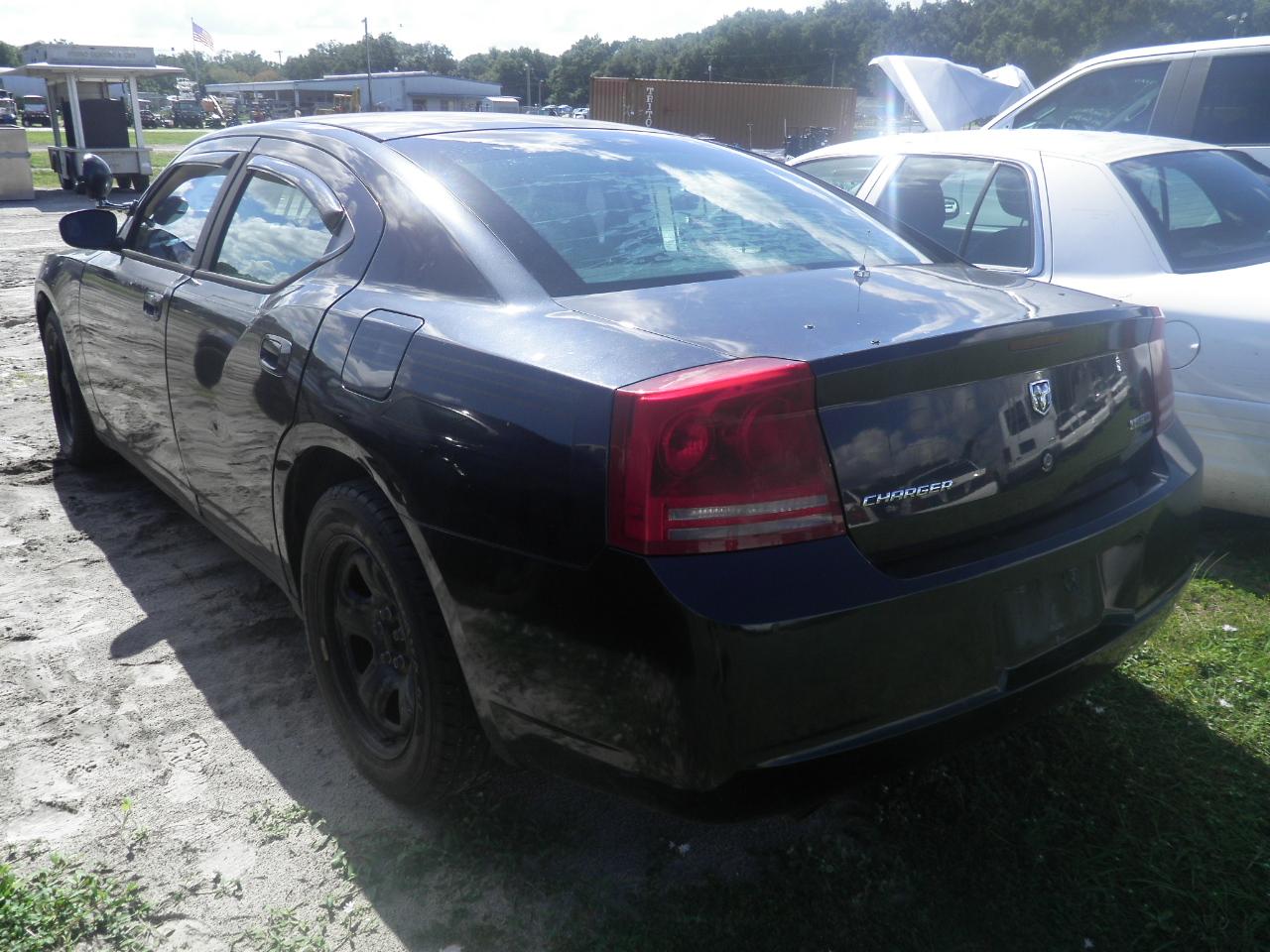 11-05131 (Cars-Sedan 4D)  Seller: Gov/City of Port Richey 2007 DODG CHARGER