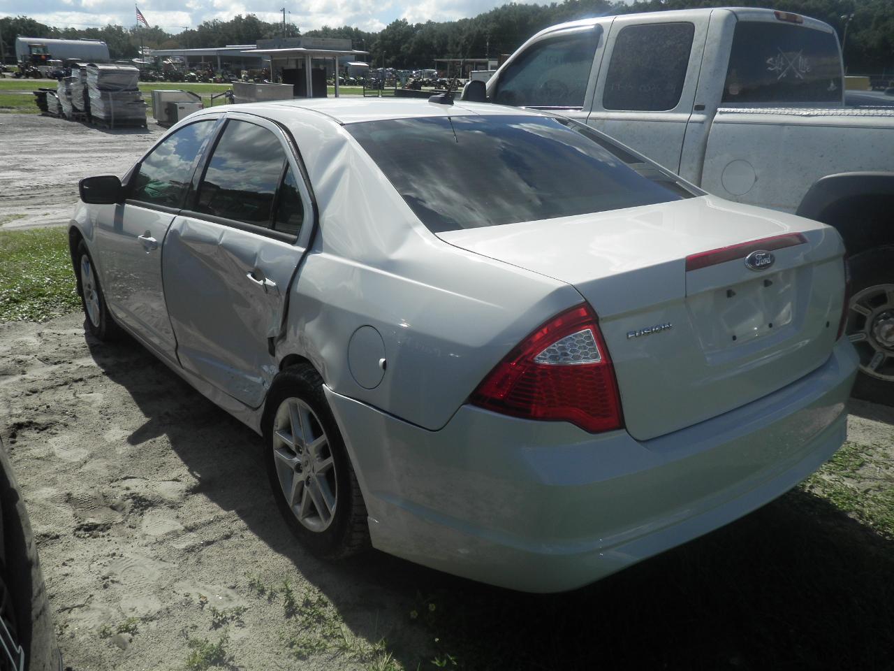 11-05128 (Cars-Sedan 4D)  Seller: Gov/Pinellas County Sheriff-s Off. 2012 FORD FUSION