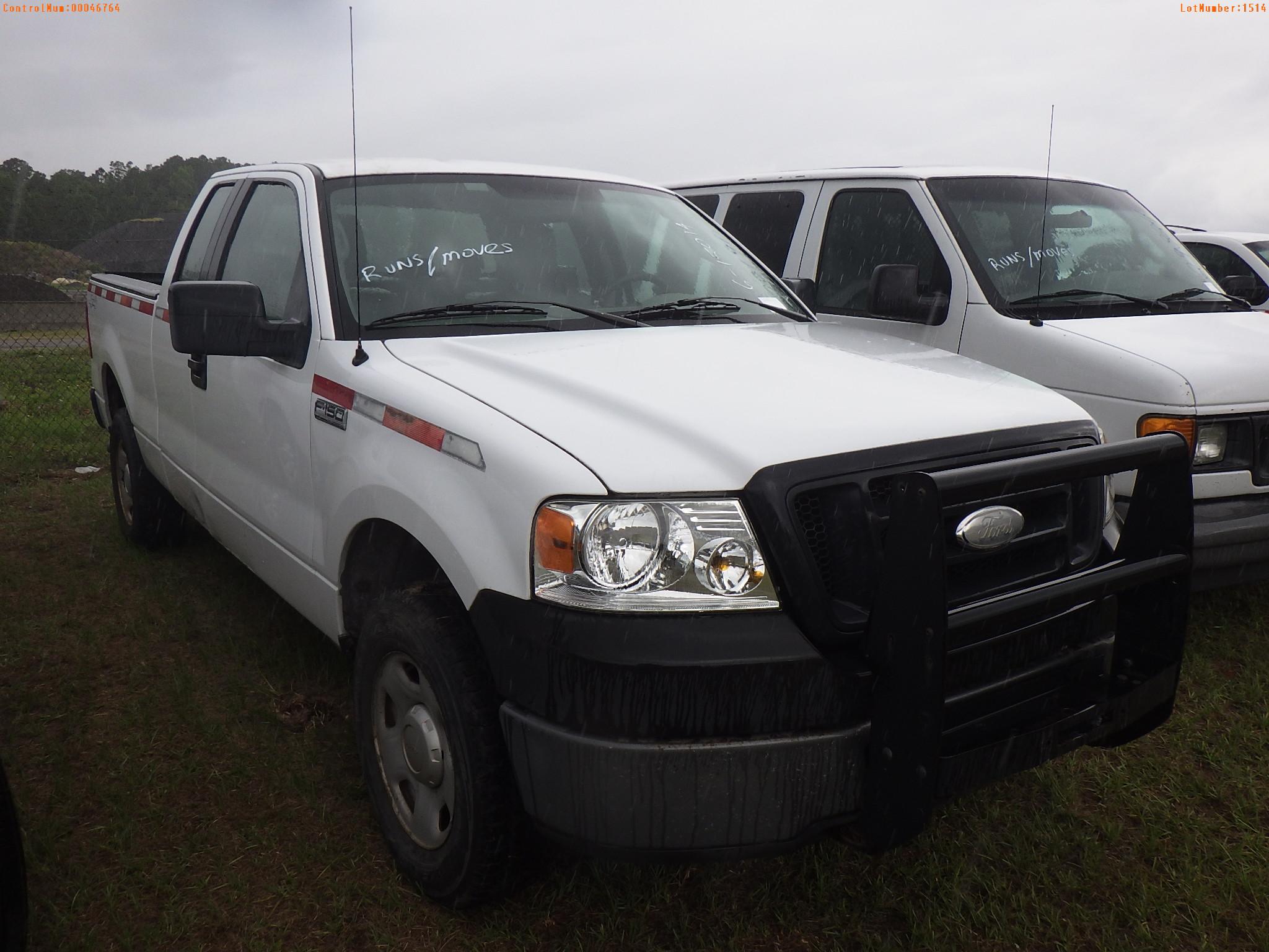 6-15014 (Trucks-Pickup 2D)  Seller: Florida State D.O.T. 2006 FORD F150