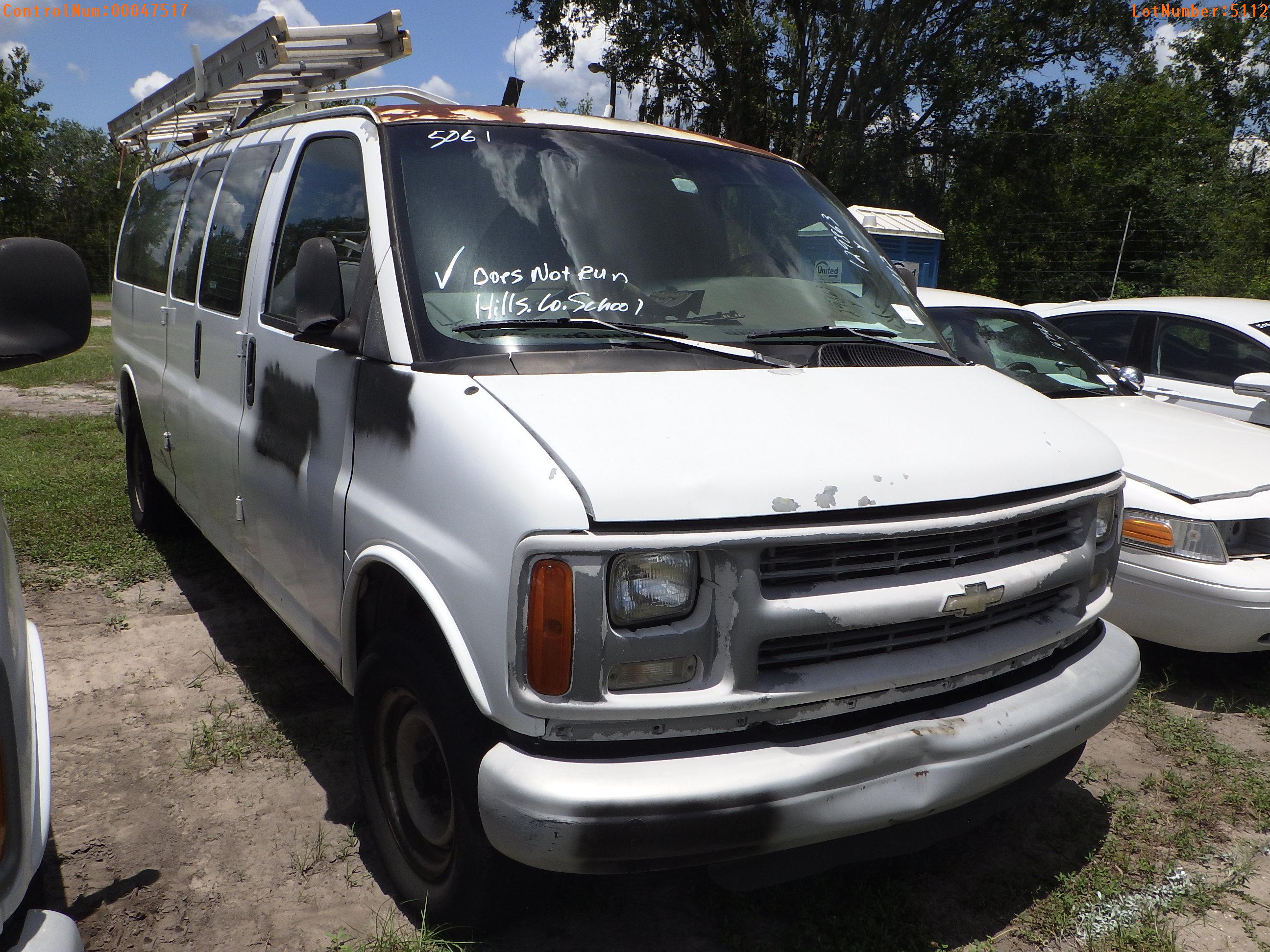 7-05112 (Trucks-Van Cargo)  Seller: Gov-Hillsborough County School 1999 CHEV 250