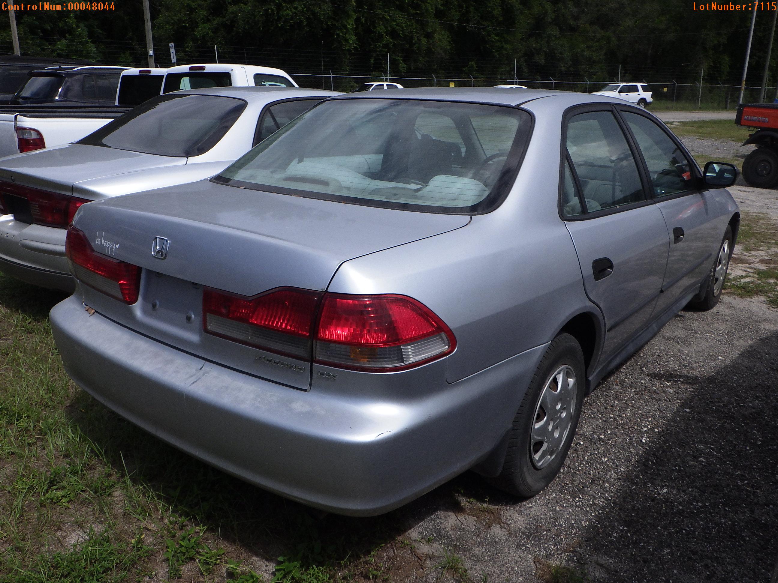 7-07115 (Cars-Sedan 4D)  Seller:Private/Dealer 2002 HOND ACCORD