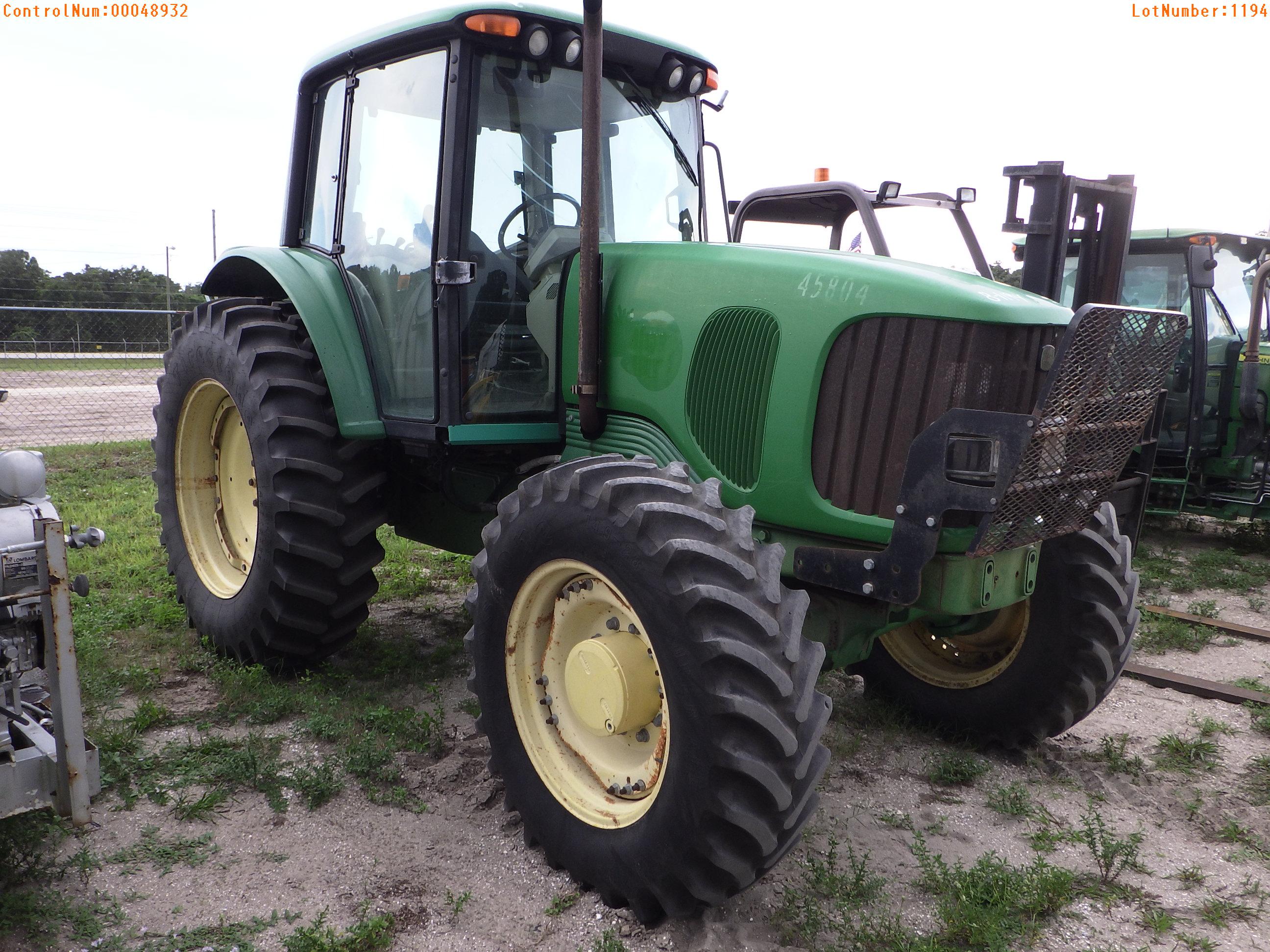 8-01194 (Equip.-Tractor)  Seller: Gov-Manatee County JOHN DEERE 7220 ENCLOSED CA