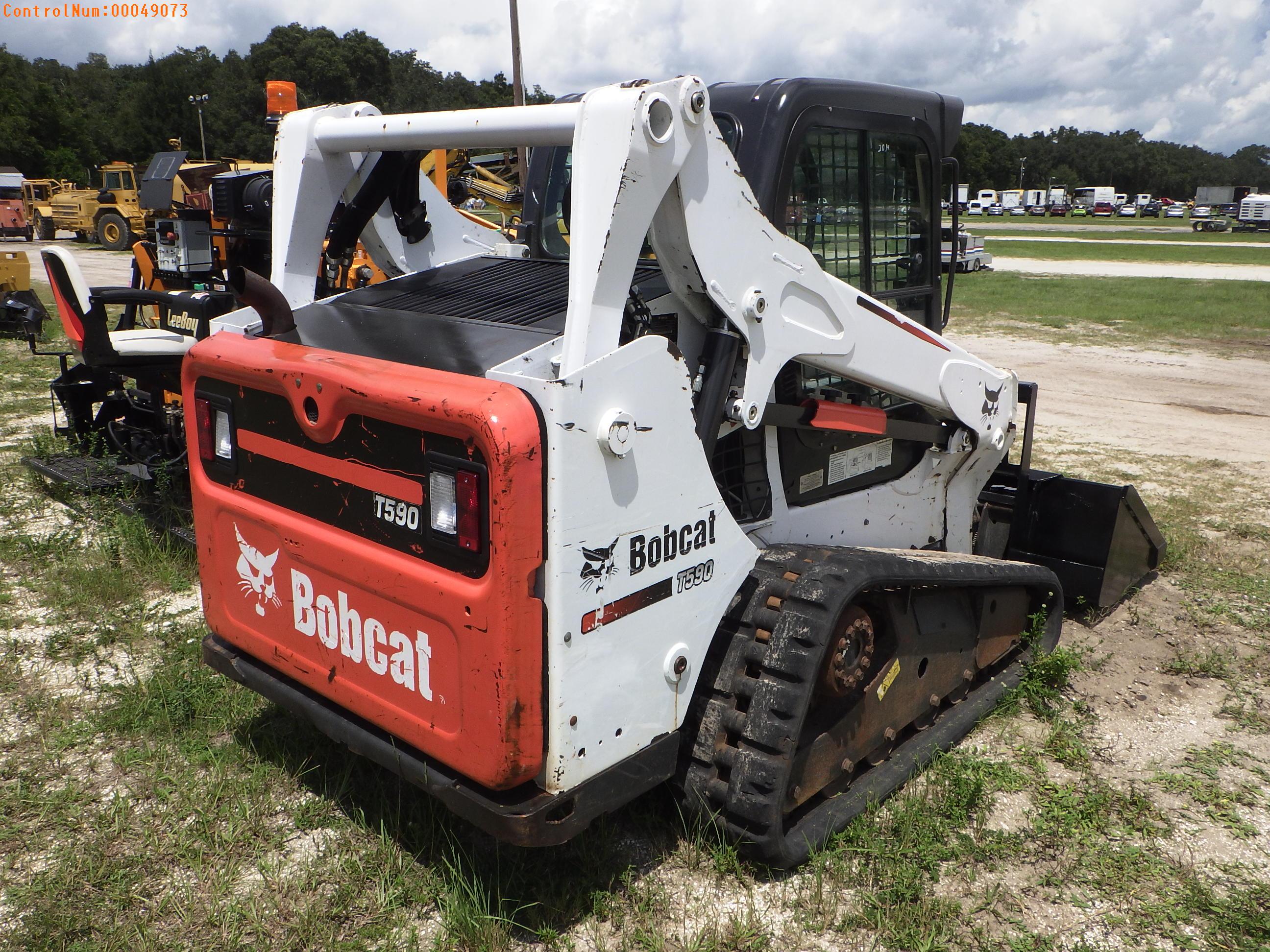 9-01148 (Equip.-Loader- skid steer)  Seller:Private/Dealer BOBCAT T590 A-C CAB T