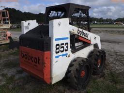 9-01160 (Equip.-Loader- skid steer)  Seller:Private/Dealer BOBCAT 853 RUBBER TIR