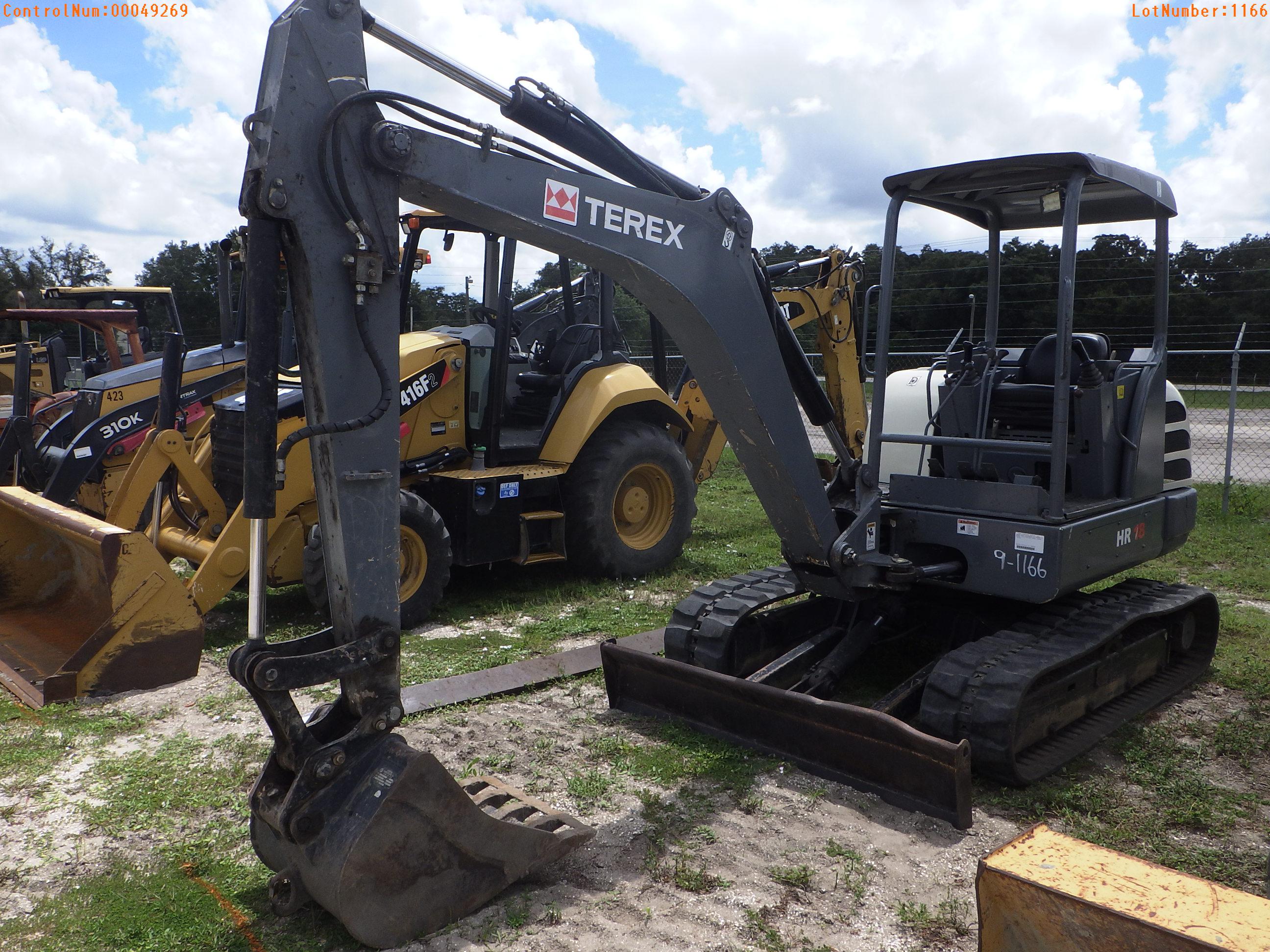 10-01168 (Equip.-Excavator)  Seller:Private/Dealer TEREX HR18 OPOPS RUBBR TRACK