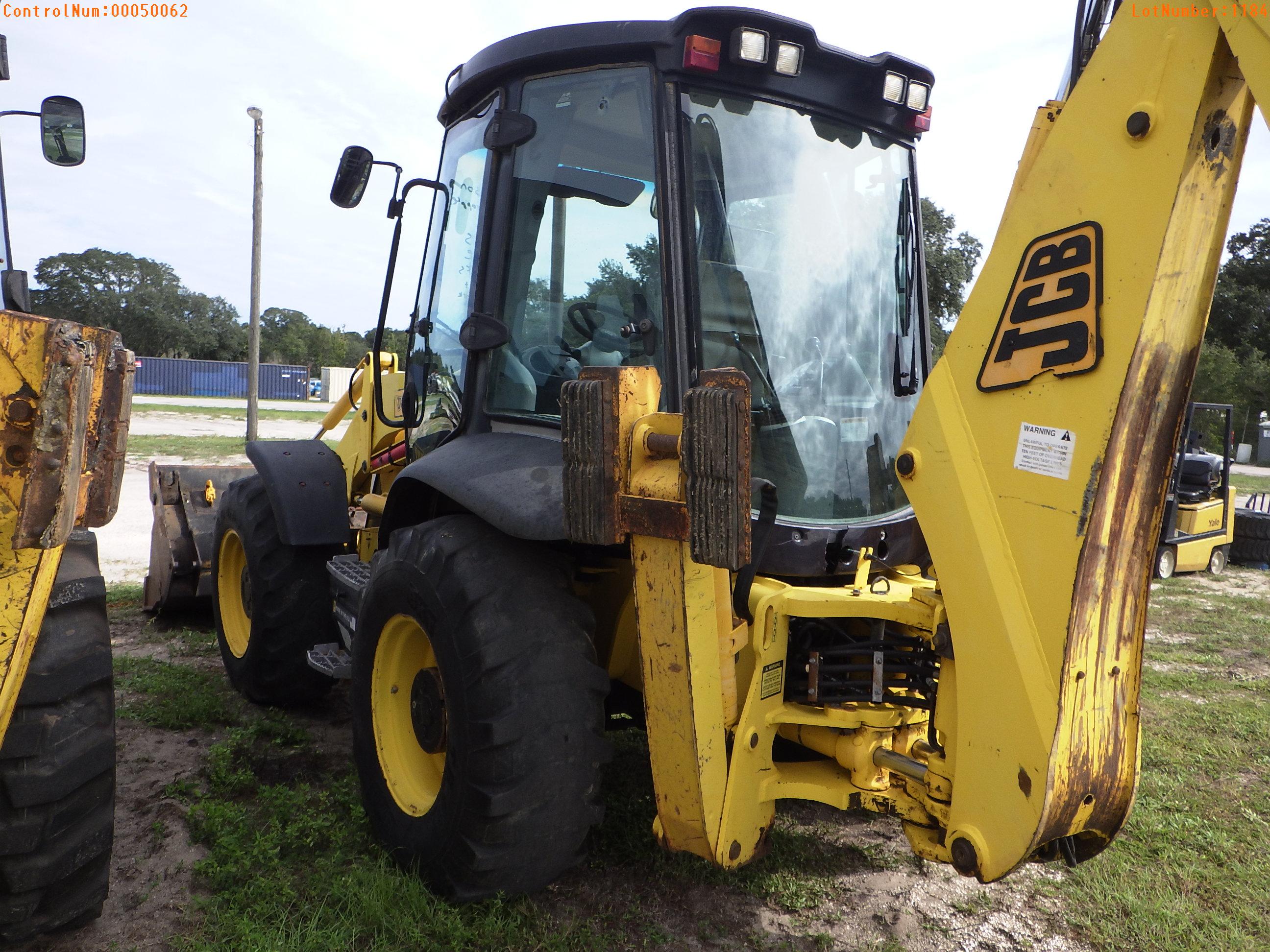 10-01184 (Equip.-Backhoe)  Seller:Private/Dealer JCB 4CX 4WD ENCLOSED CAB TRACTO