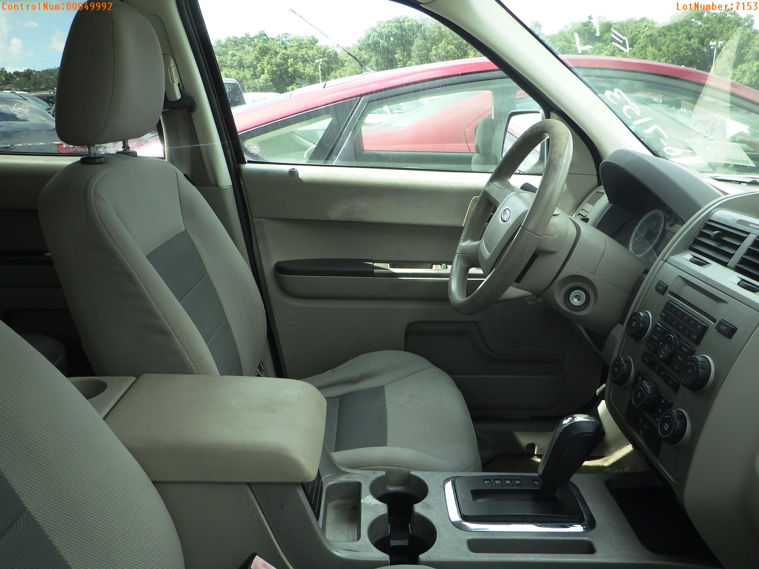 10-07153 (Cars-SUV 4D)  Seller:Private/Dealer 2008 FORD ESCAPE