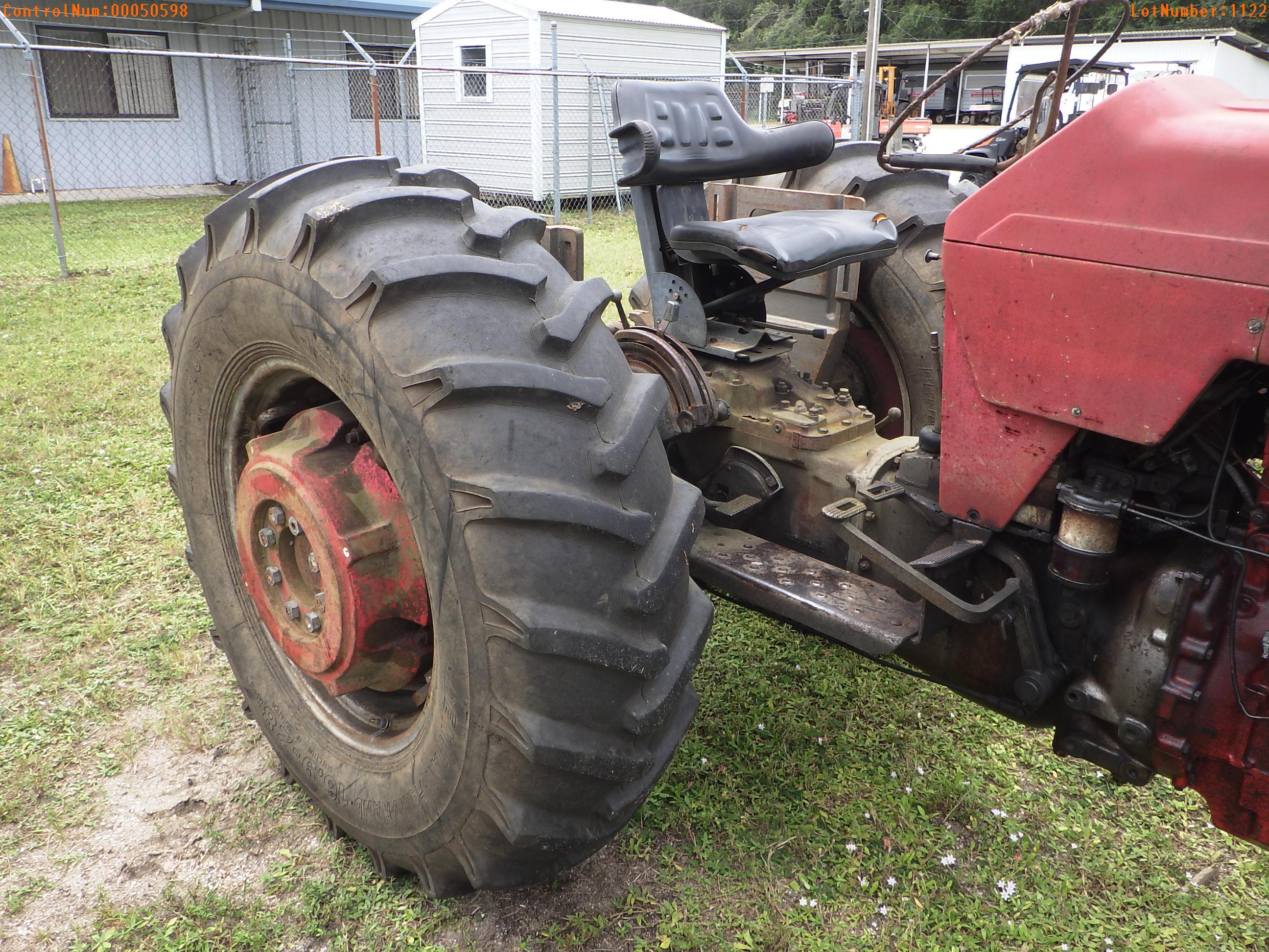 11-01122 (Equip.-Tractor)  Seller:Private/Dealer MASSEY FERGUSON 175 DIESEL TRAC