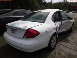 11-05113 (Cars-Sedan 4D)  Seller: Florida State D.J.J. 2001 FORD TAURUS