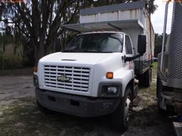 11-08113 (Trucks-Dump)  Seller:Private/Dealer 2004 CHEV C6500