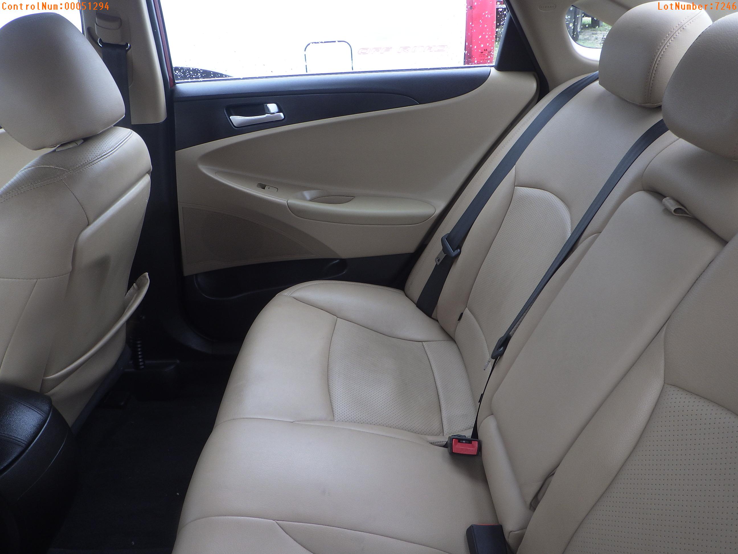 12-07115 (Cars-Sedan 4D)  Seller:Private/Dealer 2011 HYUN SONATA