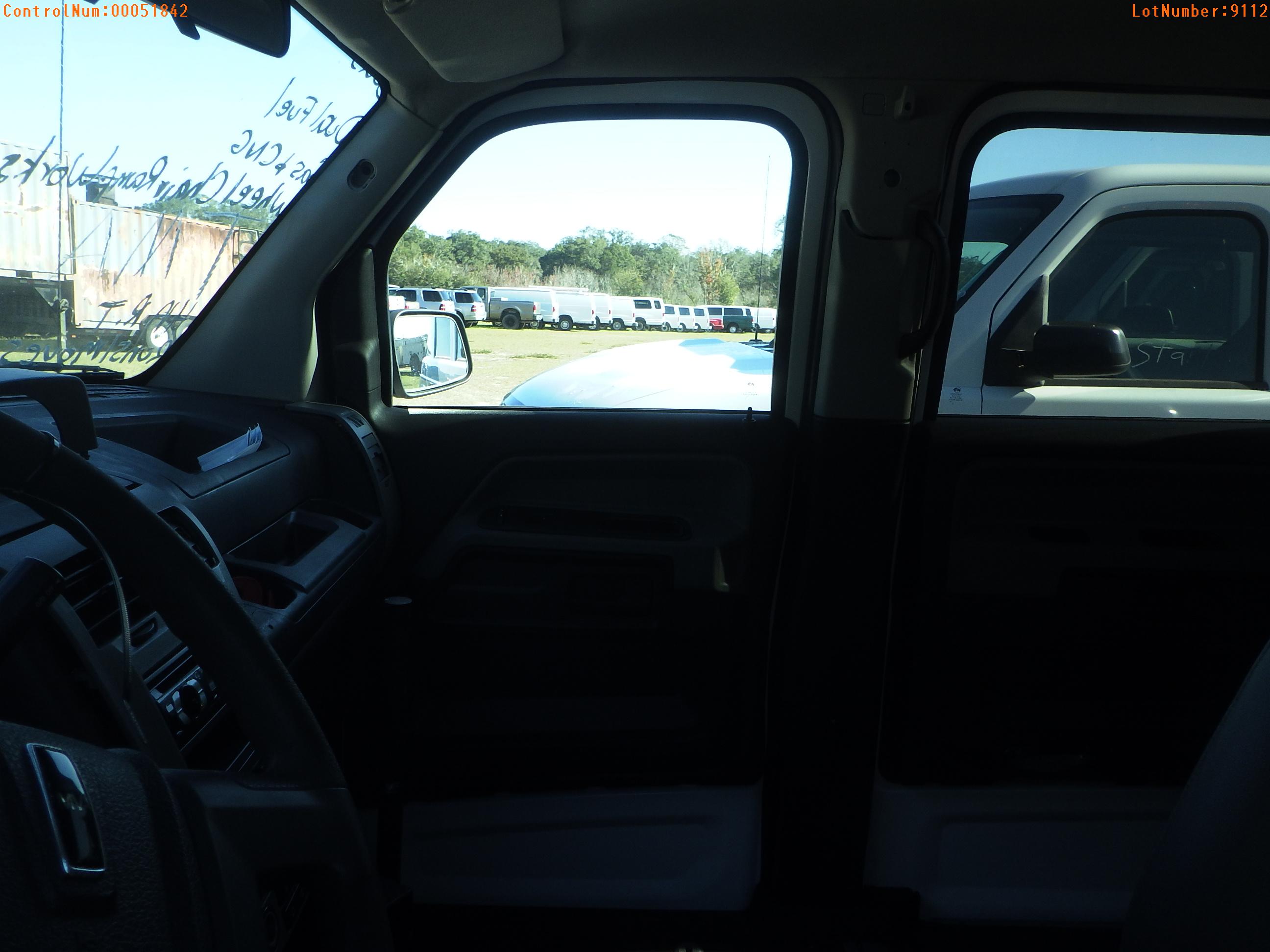 12-09112 (Cars-Van 4D)  Seller: Gov-Hillsborough Area Regional 2014 MOVT MV-1