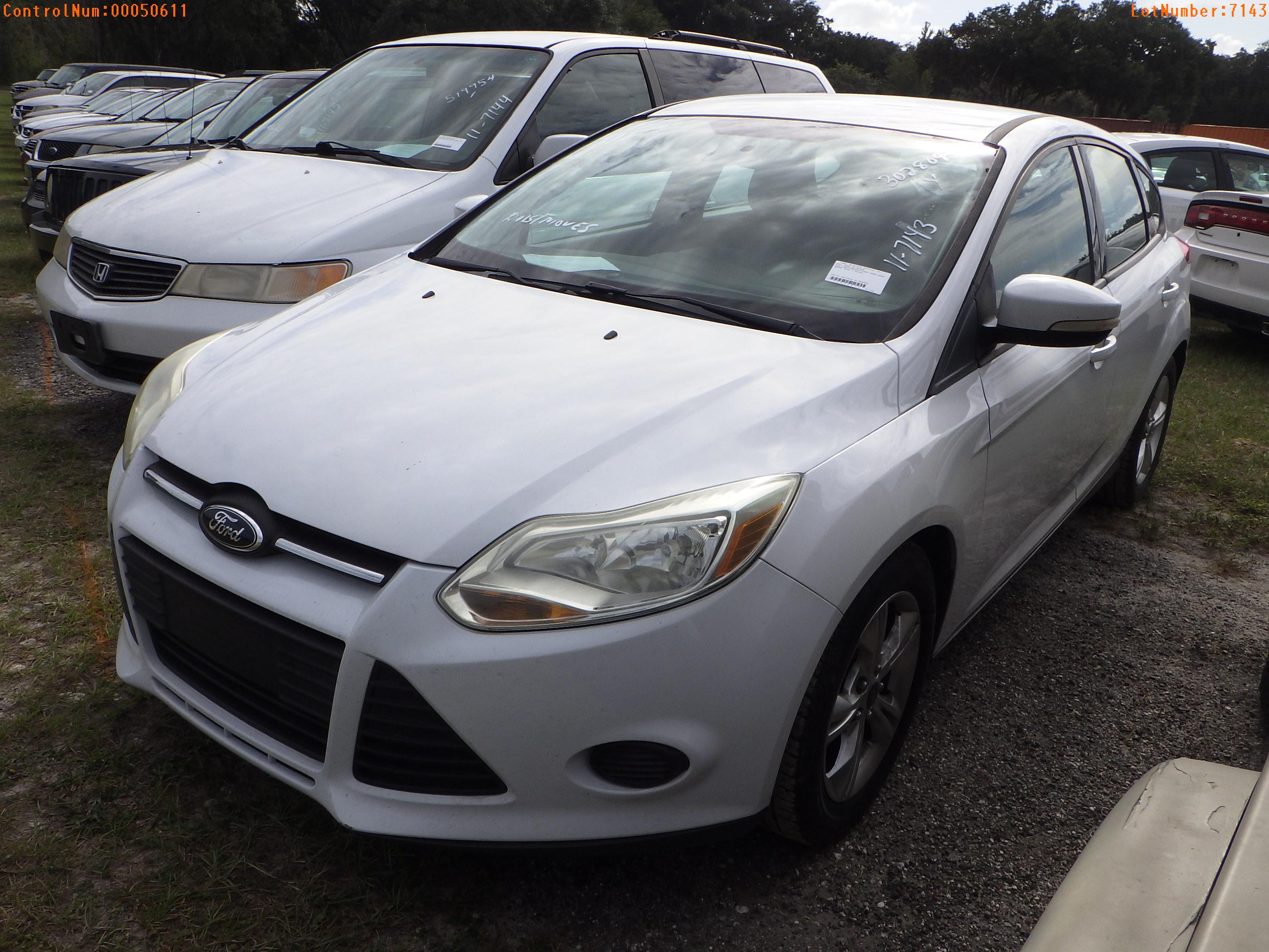 1-07122 (Cars-Sedan 4D)  Seller:Private/Dealer 2013 FORD FOCUS