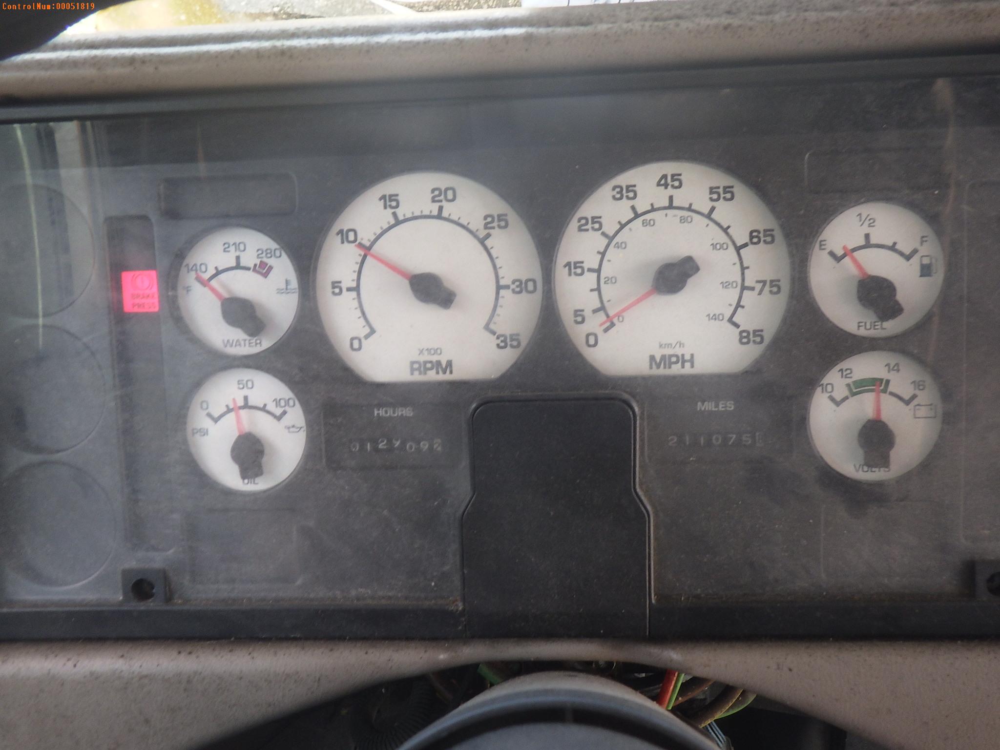 1-08114 (Trucks-Buses)  Seller:Private/Dealer 2003 ICCO 3000IC