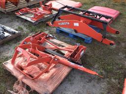 2-01112 (Equip.-Parts & accs.)  Seller:Private/Dealer KUBOTA R420 LOADER ARMS &