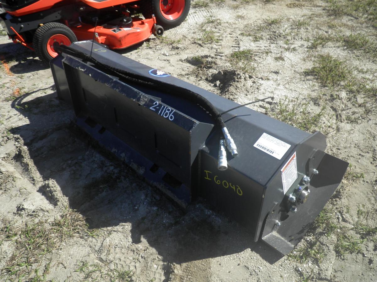 2-01186 (Equip.-Loader- skid steer)  Seller:Private/Dealer WOLVERINE 72 INCH SKI