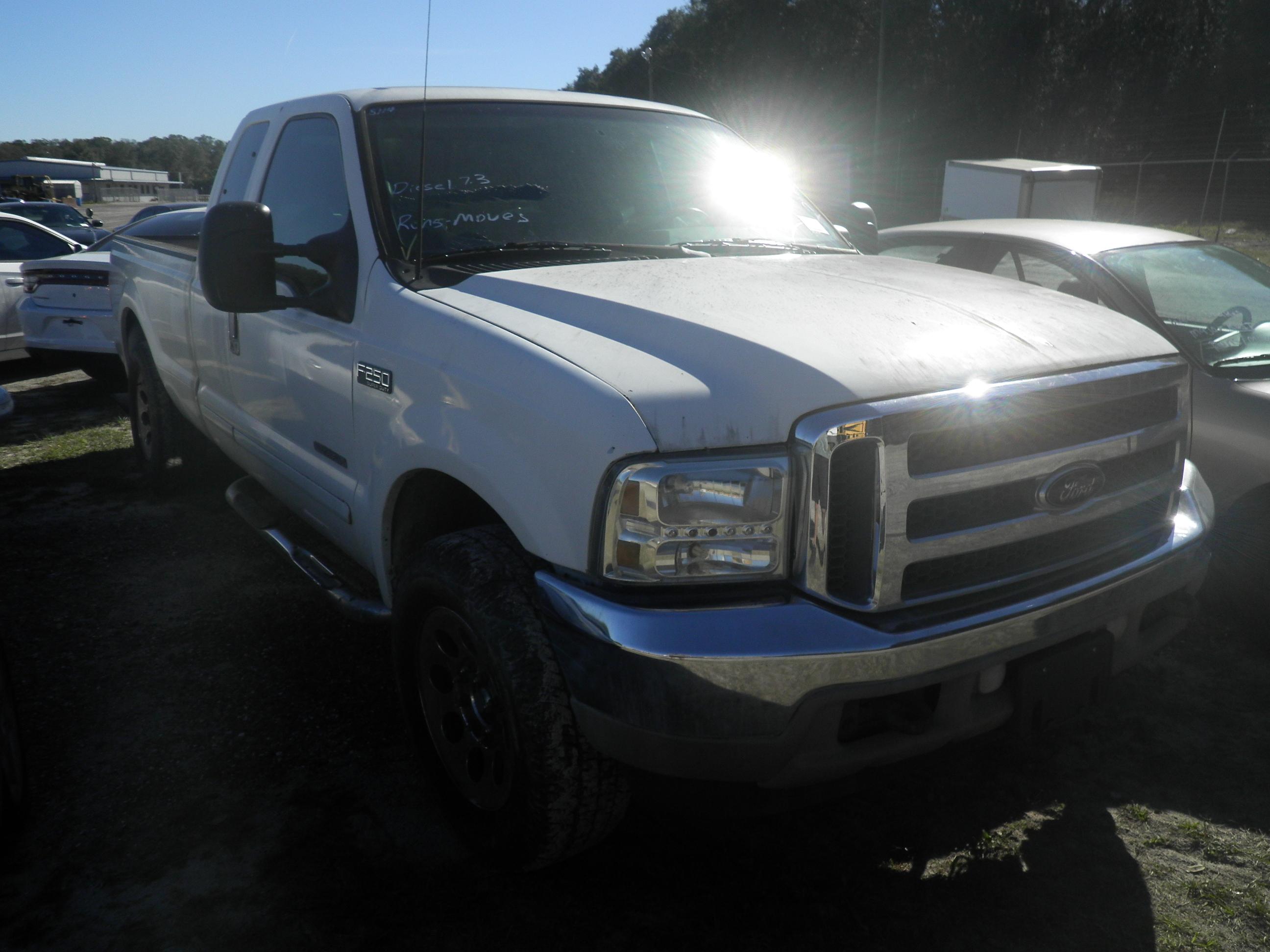 2-07111 (Trucks-Pickup 4D)  Seller:Private/Dealer 2002 FORD F250SD