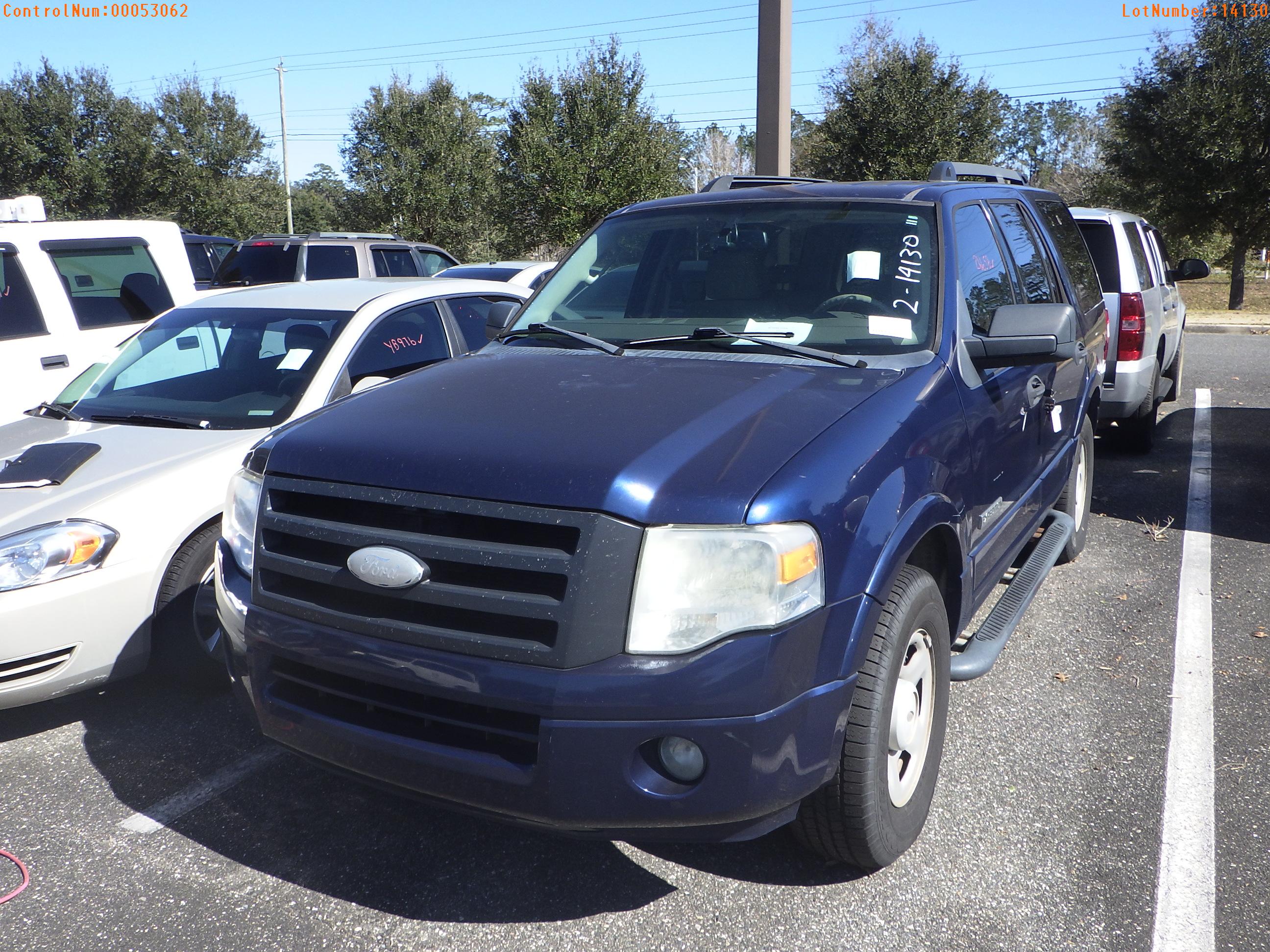 2-14130 (Cars-SUV 4D)  Seller: Florida State D.F.S. 2008 FORD EXPEDITIO